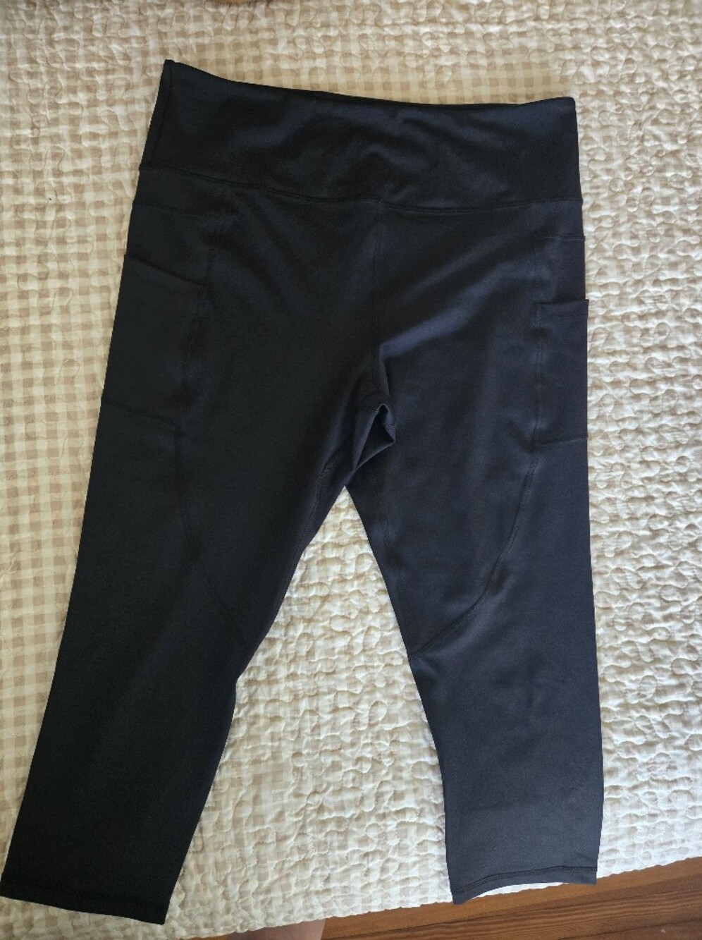 2 Pair Bundle ZYIA Black Capri Leggings One With Pockets, 16/18, Gym, Athletic - Picture 5 of 8